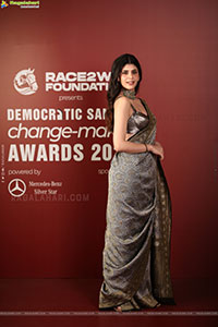 Sanjana Sanghi at Democratic Sangha Change-Maker Awards