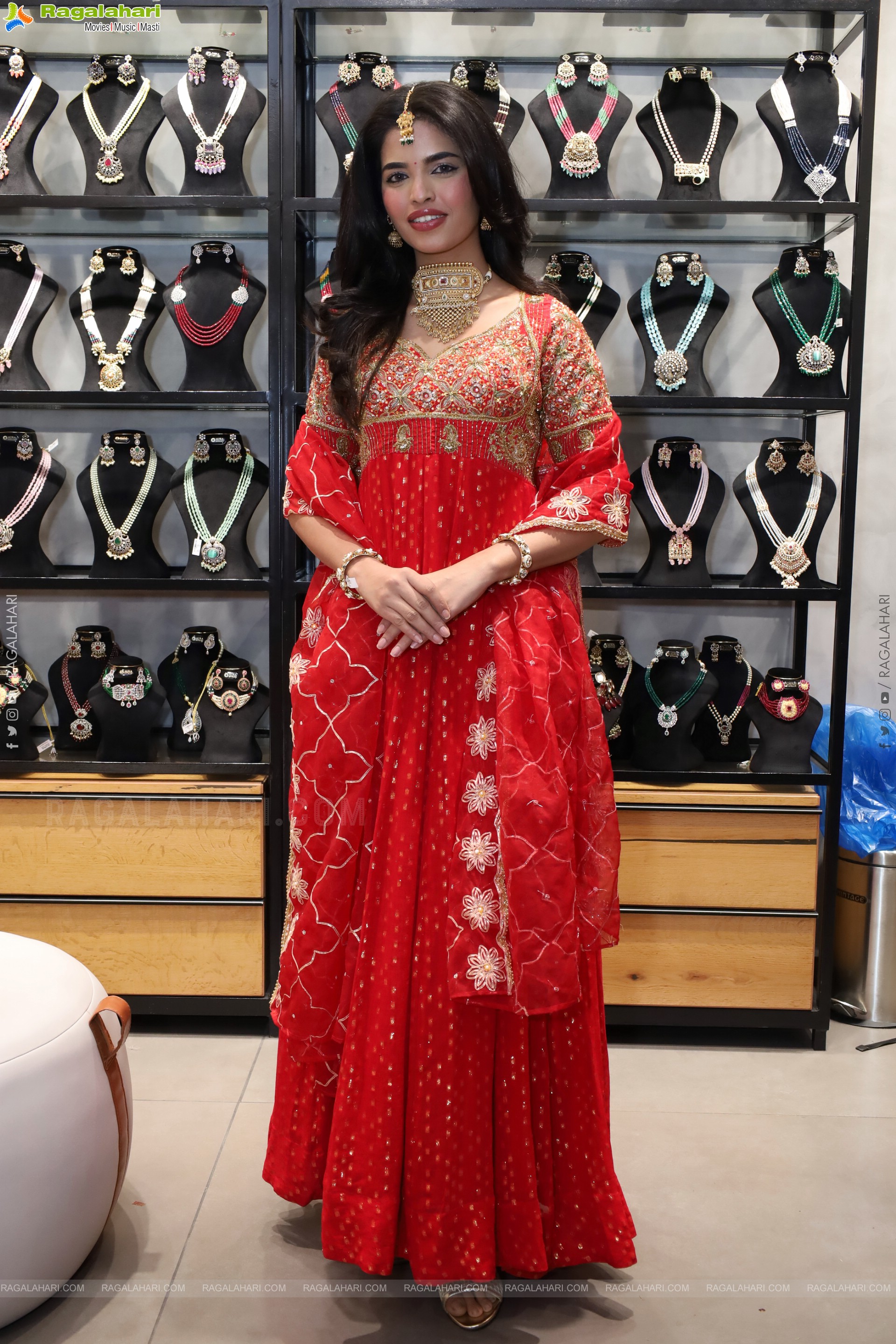 Urmila Chauhan at Hi-Life Exhibition Event, HD Gallery