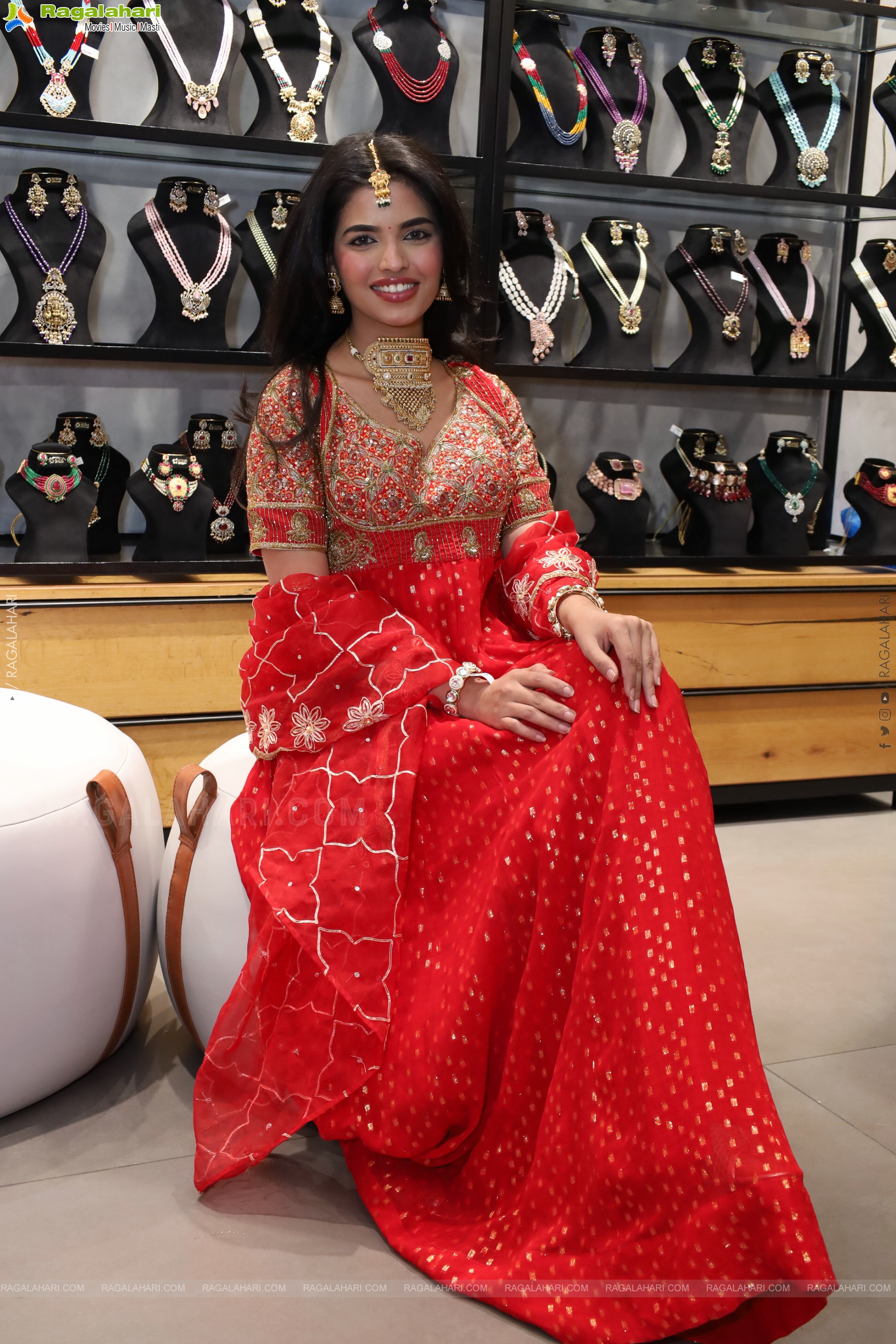 Urmila Chauhan at Hi-Life Exhibition Event, HD Gallery