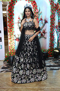 Urmila Chauhan in Black Anarkali Lehenga Choli, HD Gallery