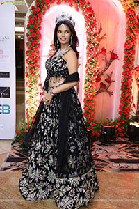 Urmila Chauhan in Black Anarkali Lehenga Choli, HD Gallery