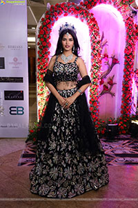 Urmila Chauhan in Black Anarkali Lehenga Choli, HD Gallery