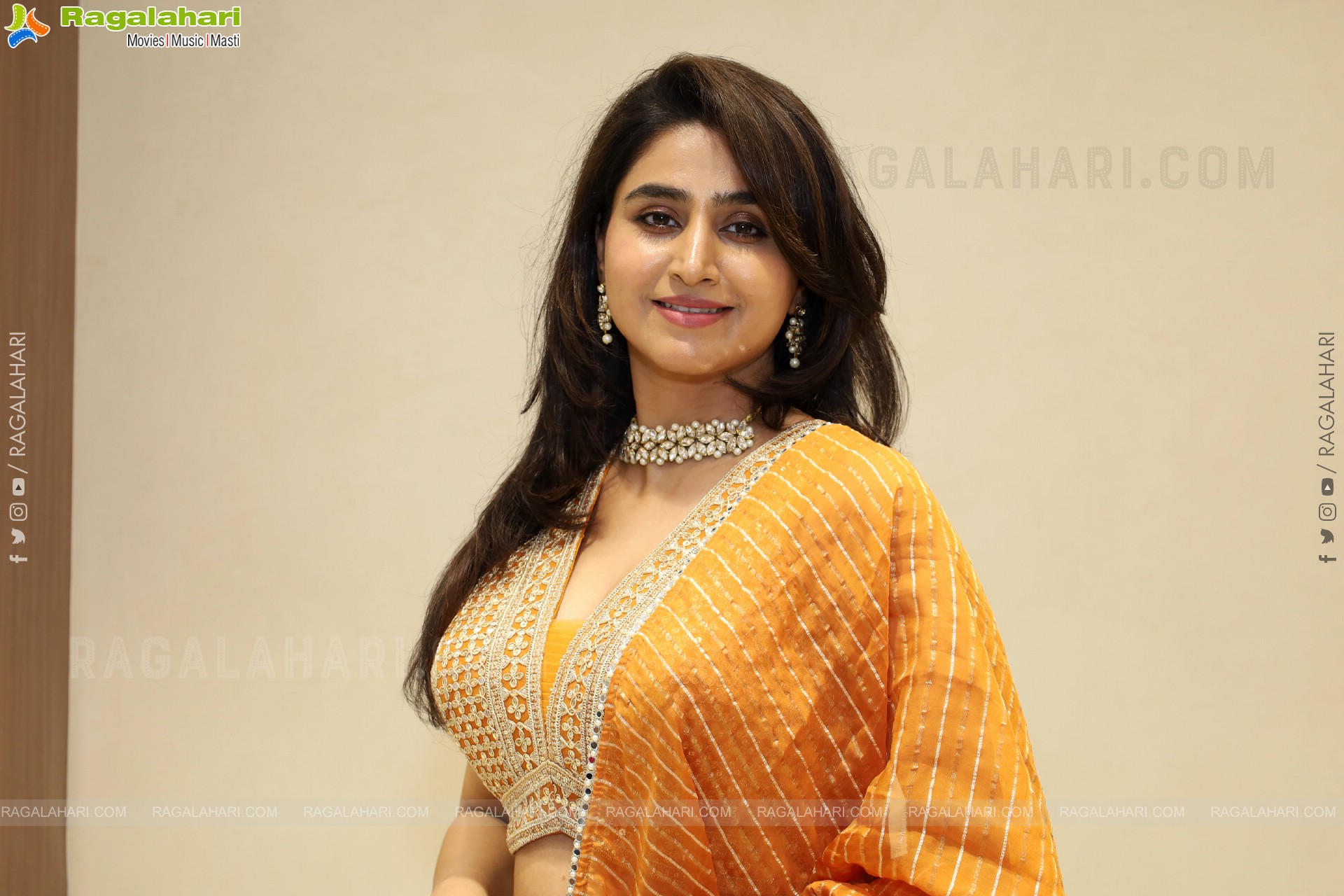 Varshini at Narsingh Cloth Emporium New Showroom Launch, HD Gallery