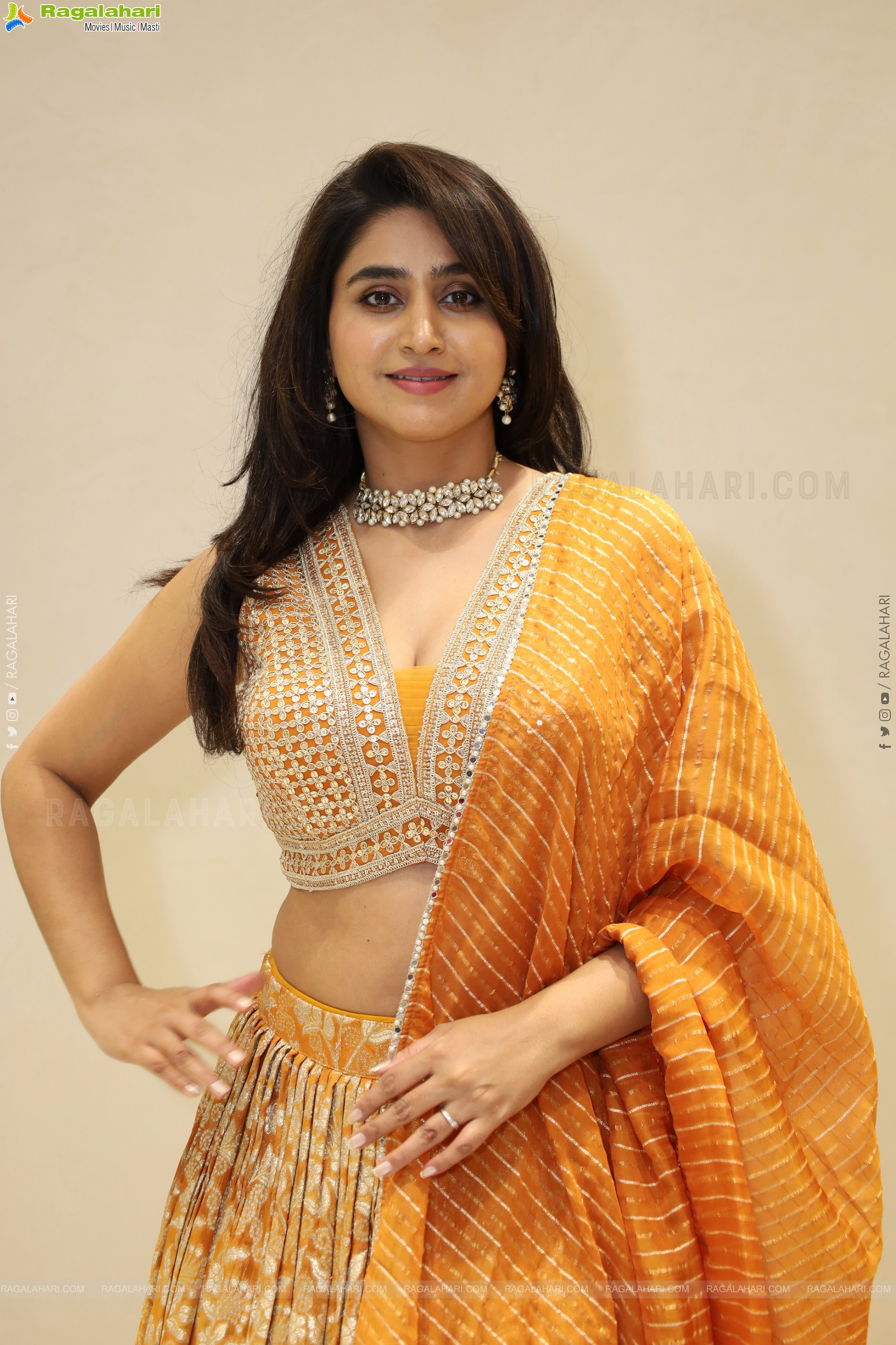 Varshini at Narsingh Cloth Emporium New Showroom Launch, HD Gallery