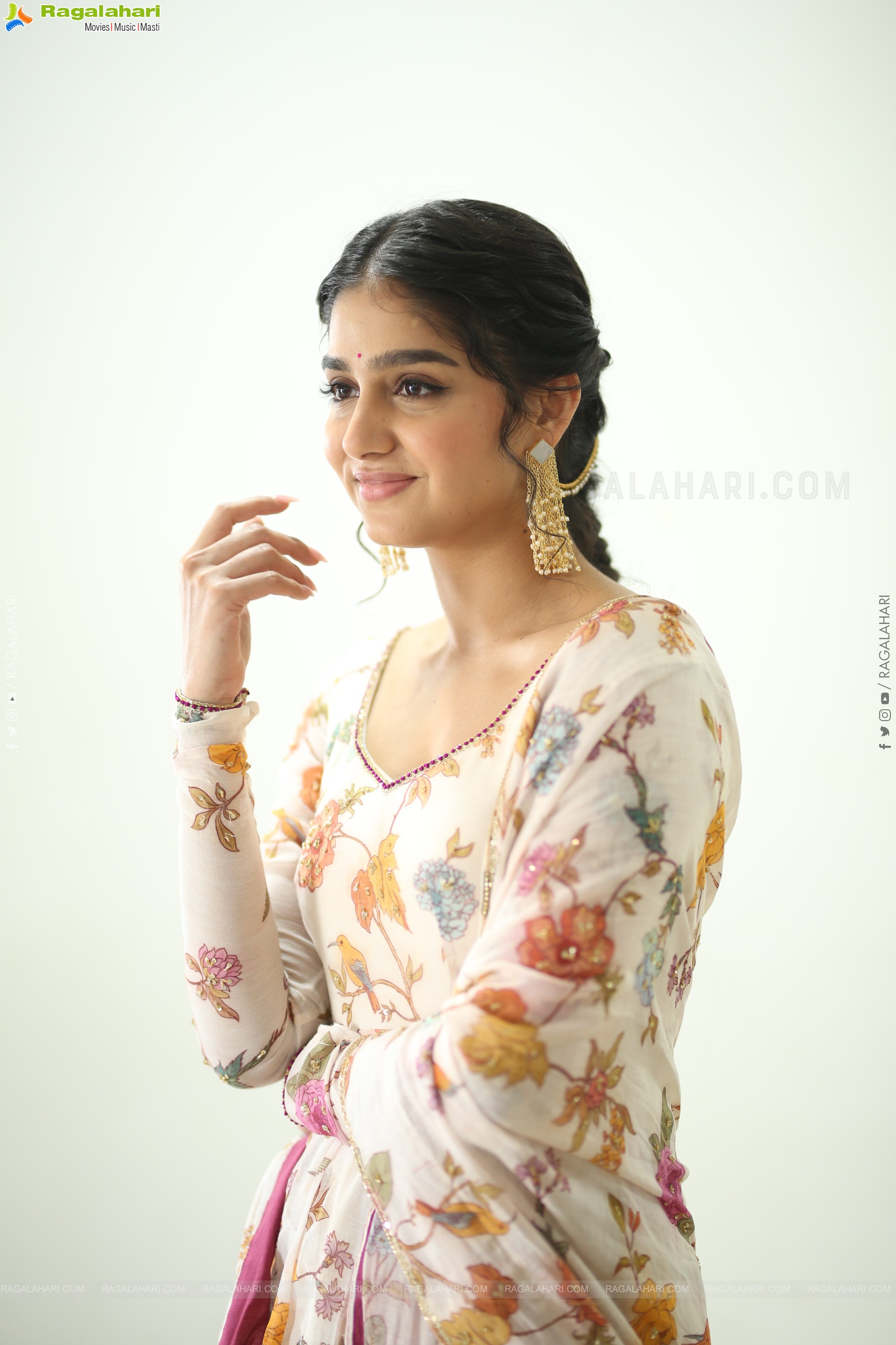 Anaswara Rajan at Champion Movie Interview, HD Gallery