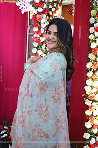 Sravanthi Chokarapu at Hi Life Exhibition Festive Edition 