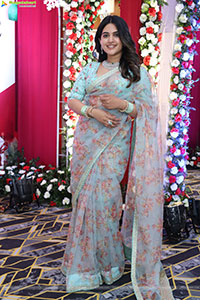 Sravanthi Chokarapu at Hi Life Exhibition Festive Edition 
