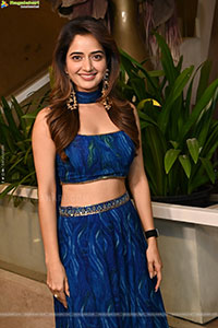 Ashika at Bhartha Mahasayulaku Wignyapthi Press Meet 