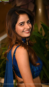 Ashika at Bhartha Mahasayulaku Wignyapthi Press Meet 
