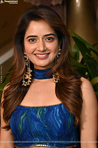 Ashika at Bhartha Mahasayulaku Wignyapthi Press Meet 