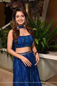 Ashika at Bhartha Mahasayulaku Wignyapthi Press Meet 