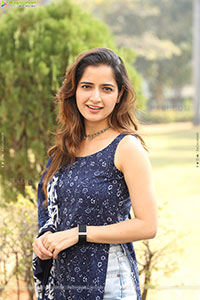 Ashika Ranganath at Gatha Vaibhava Pressmeet, HD Gallery 