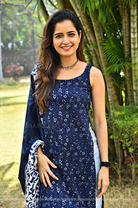 Ashika Ranganath at Gatha Vaibhava Pressmeet, HD Gallery 