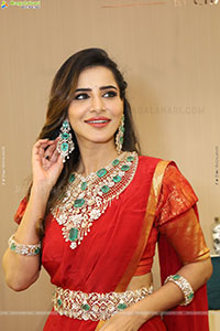 Ashu Reddy at Hi Life Jewels Launch Event, HD Gallery