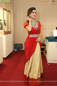 Ashu Reddy at Hi Life Jewels Launch Event, HD Gallery