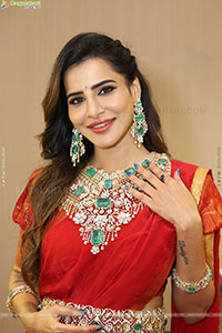 Ashu Reddy at Hi Life Jewels Launch Event, HD Gallery