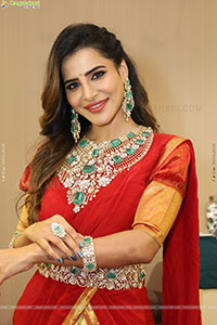 Ashu Reddy at Hi Life Jewels Launch Event, HD Gallery