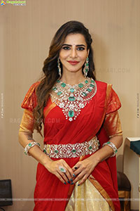 Ashu Reddy at Hi Life Jewels Launch Event, HD Gallery