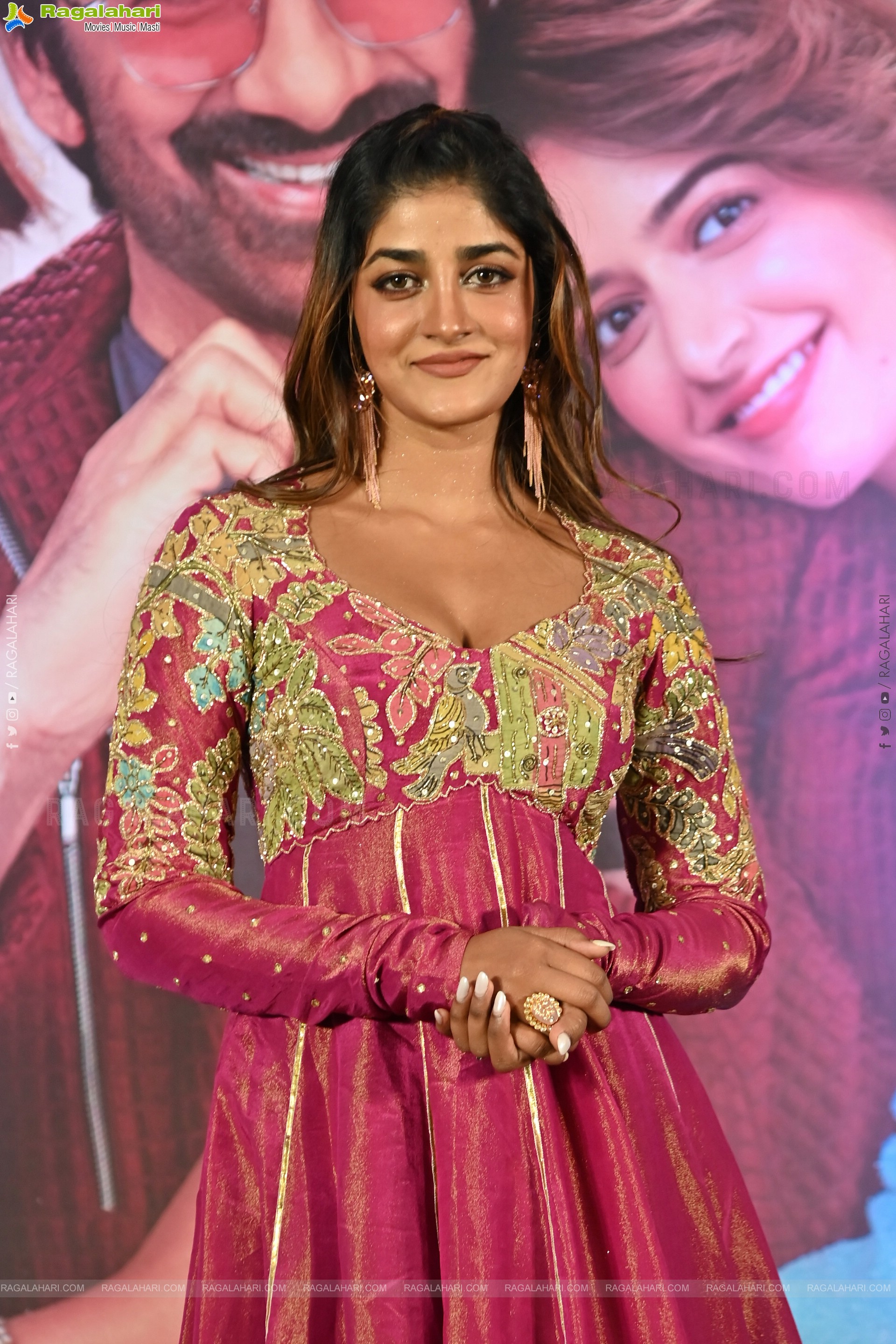 Dimple Hayathi at Bhartha Mahasayulaku Wignyapthi Press Meet, HD Gallery