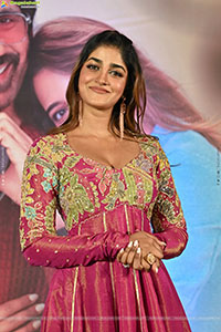 Dimple Hayathi at Bhartha Mahasayulaku Wignyapthi Press Meet