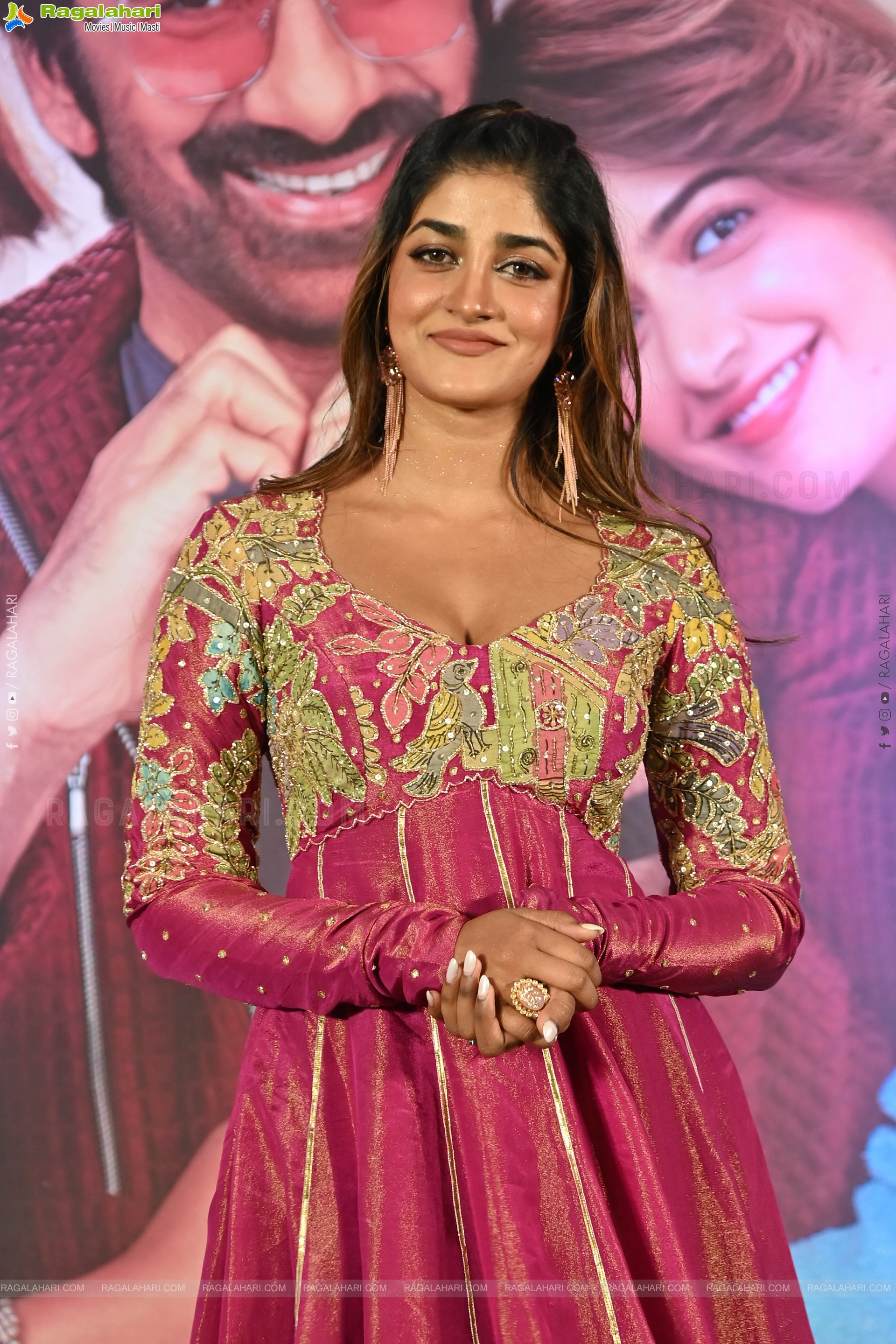 Dimple Hayathi at Bhartha Mahasayulaku Wignyapthi Press Meet, HD Gallery