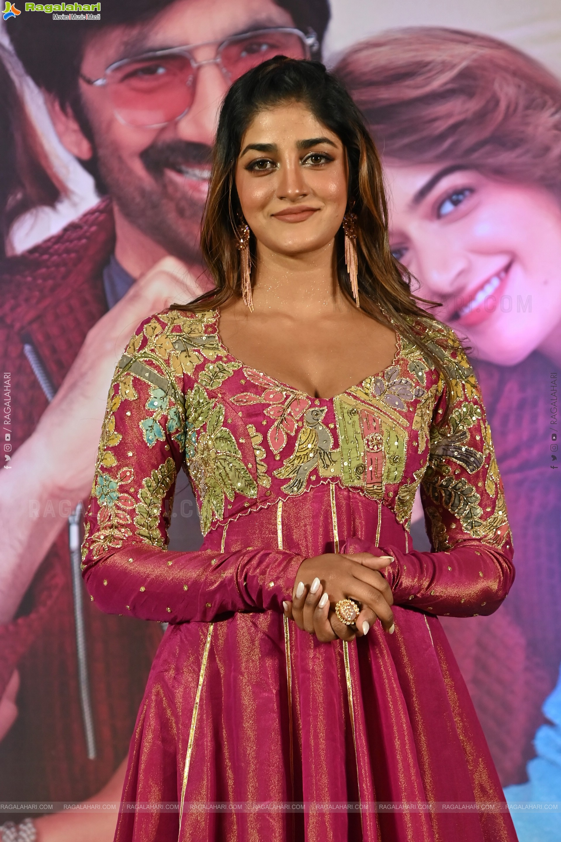 Dimple Hayathi at Bhartha Mahasayulaku Wignyapthi Press Meet, HD Gallery