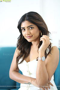 Eesha Rebba at 3 Roses Season 2 Interview