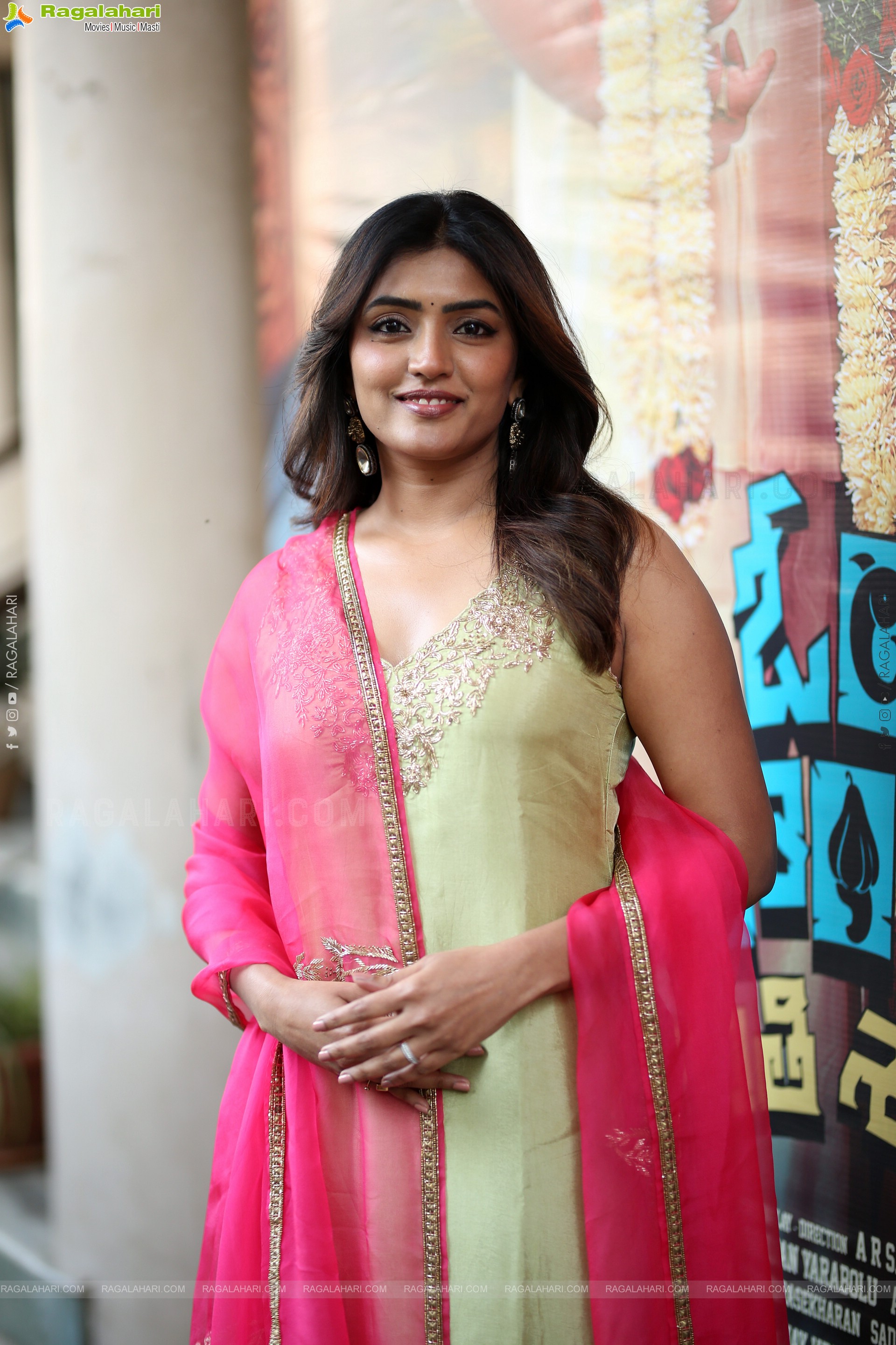 Eesha Rebba at Om Shanti Shanti Shantihi Teaser Launch, HD Gallery