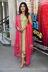 Eesha Rebba at Om Shanti Shanti Shantihi Teaser Launch