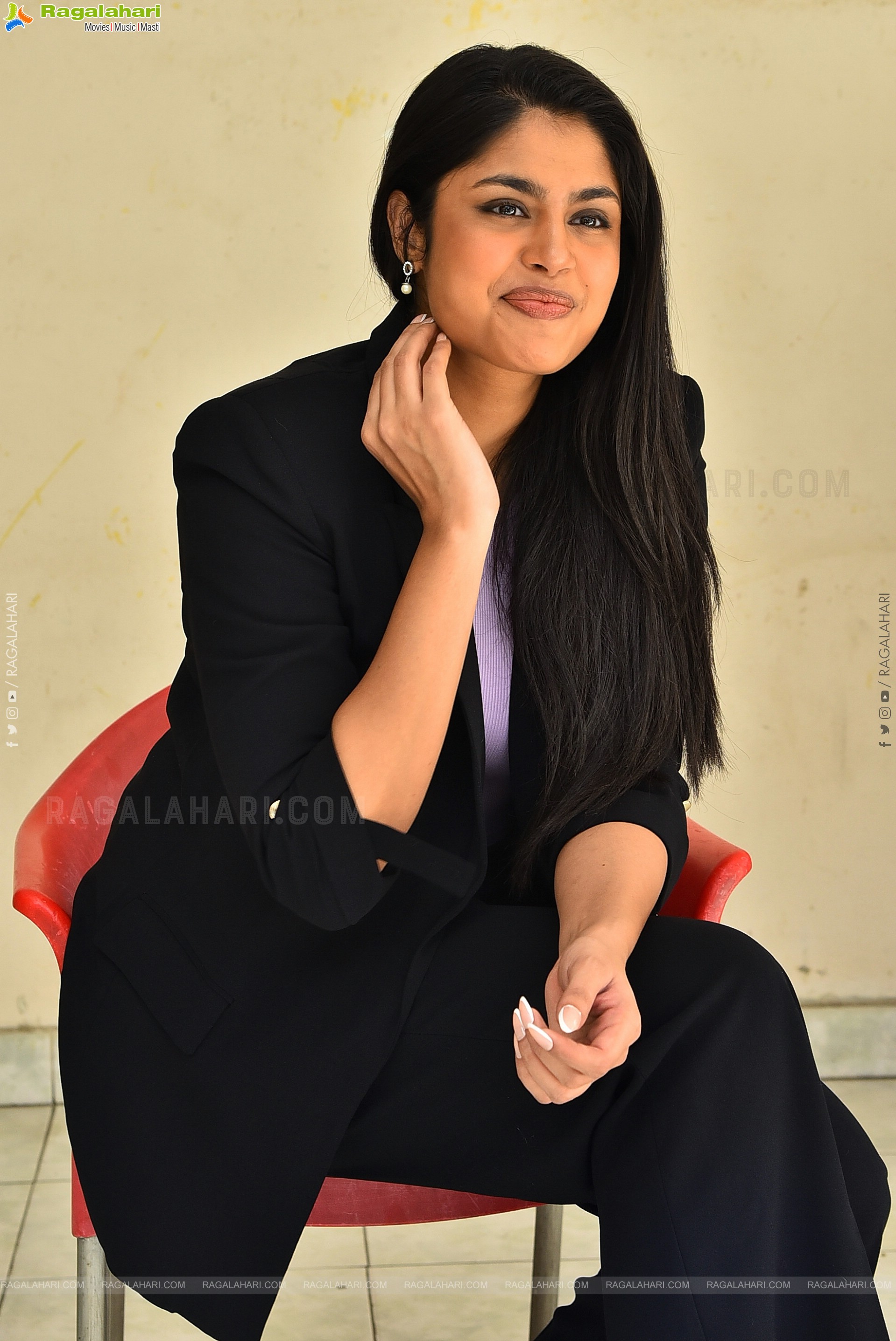 Faria Abdullah Latest HD Photoshoot Stills, Photo Gallery