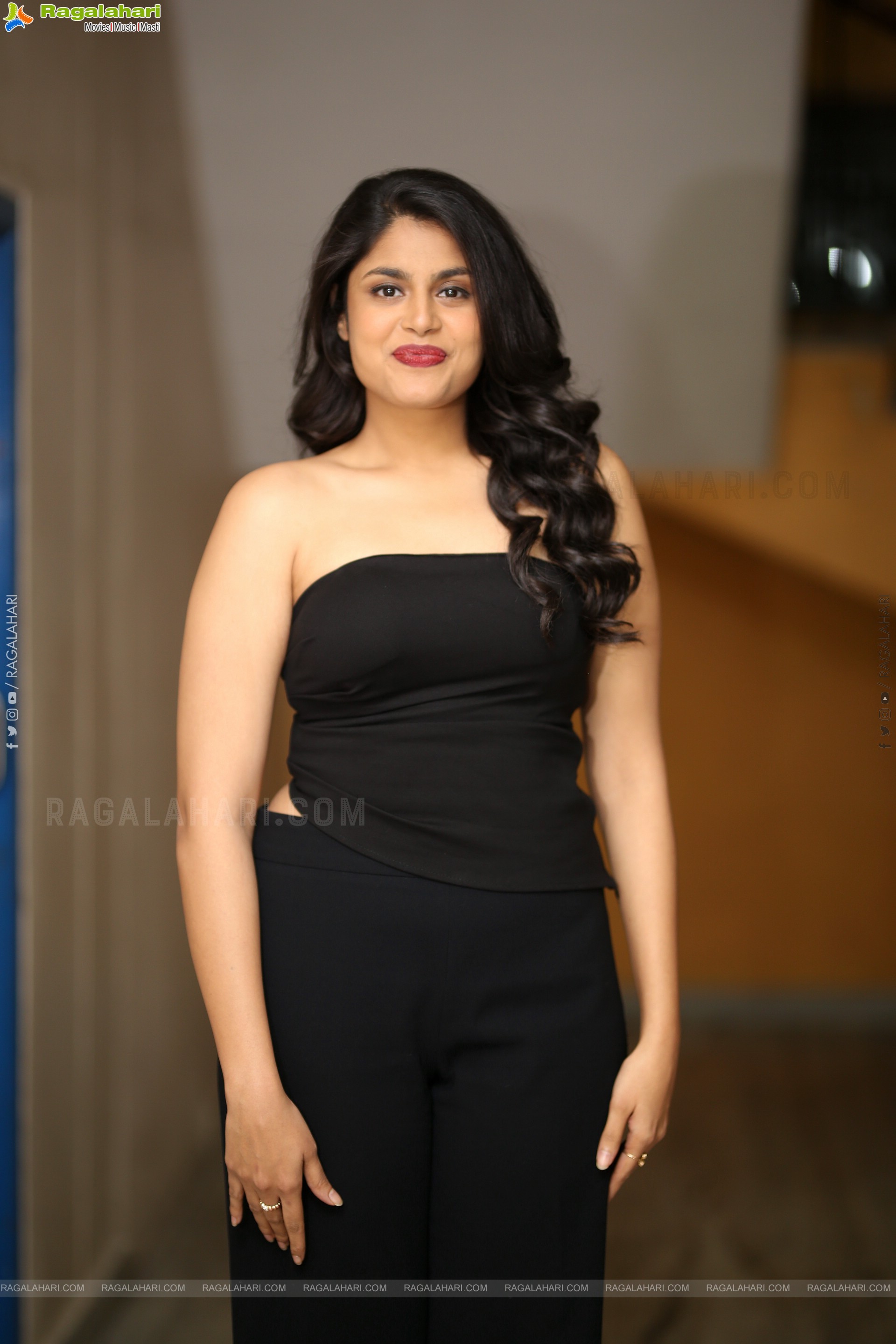 Faria Abdullah at Gurram Paapi Reddy Song Launch, HD Gallery