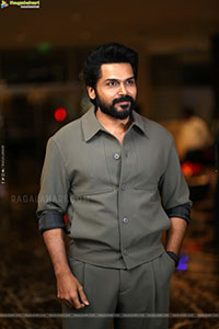 Karthi at Annagaru Vostaru Movie Pre Release Event