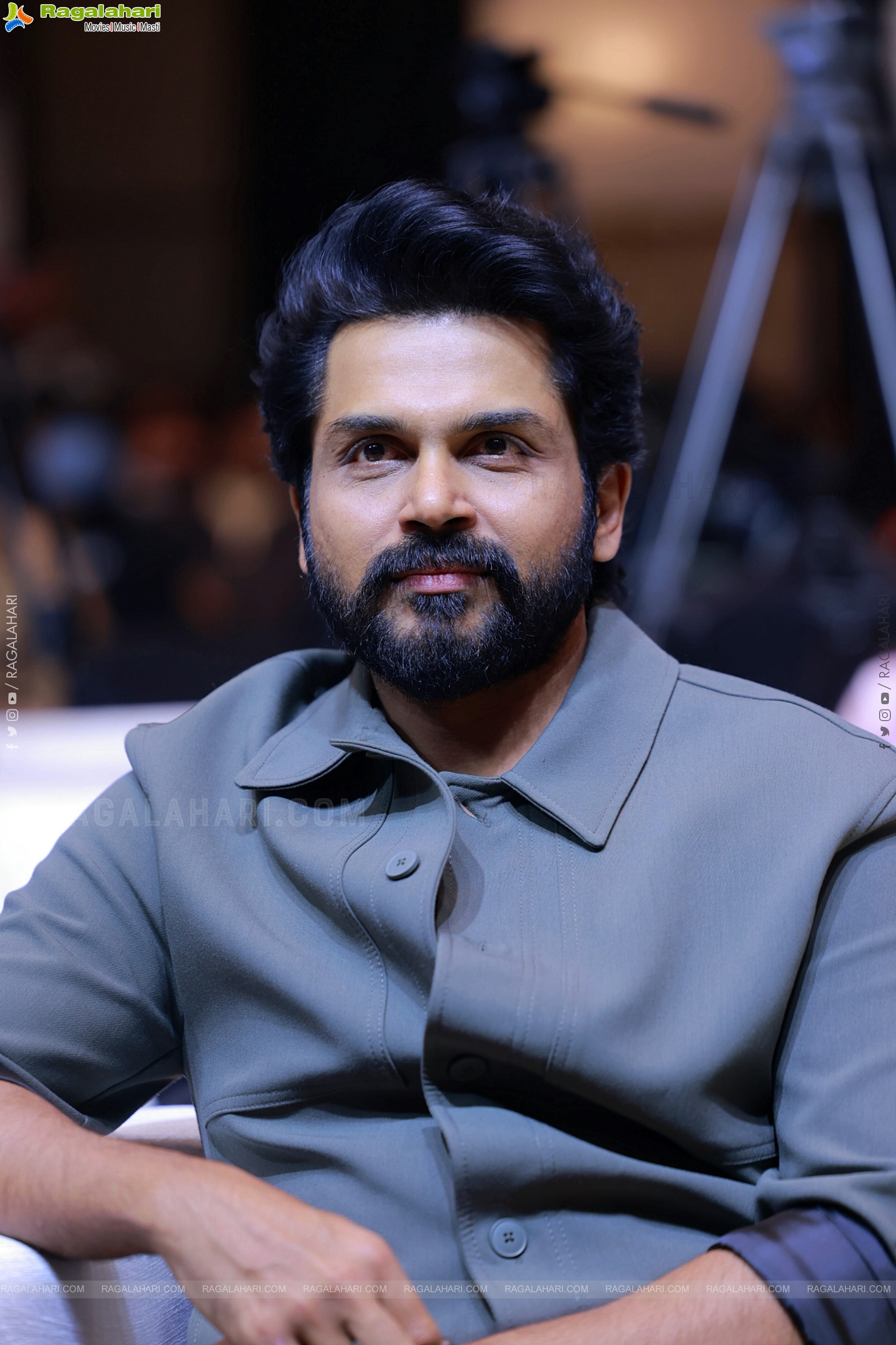 Karthi at Annagaru Vostaru Movie Pre Release Event, HD Gallery