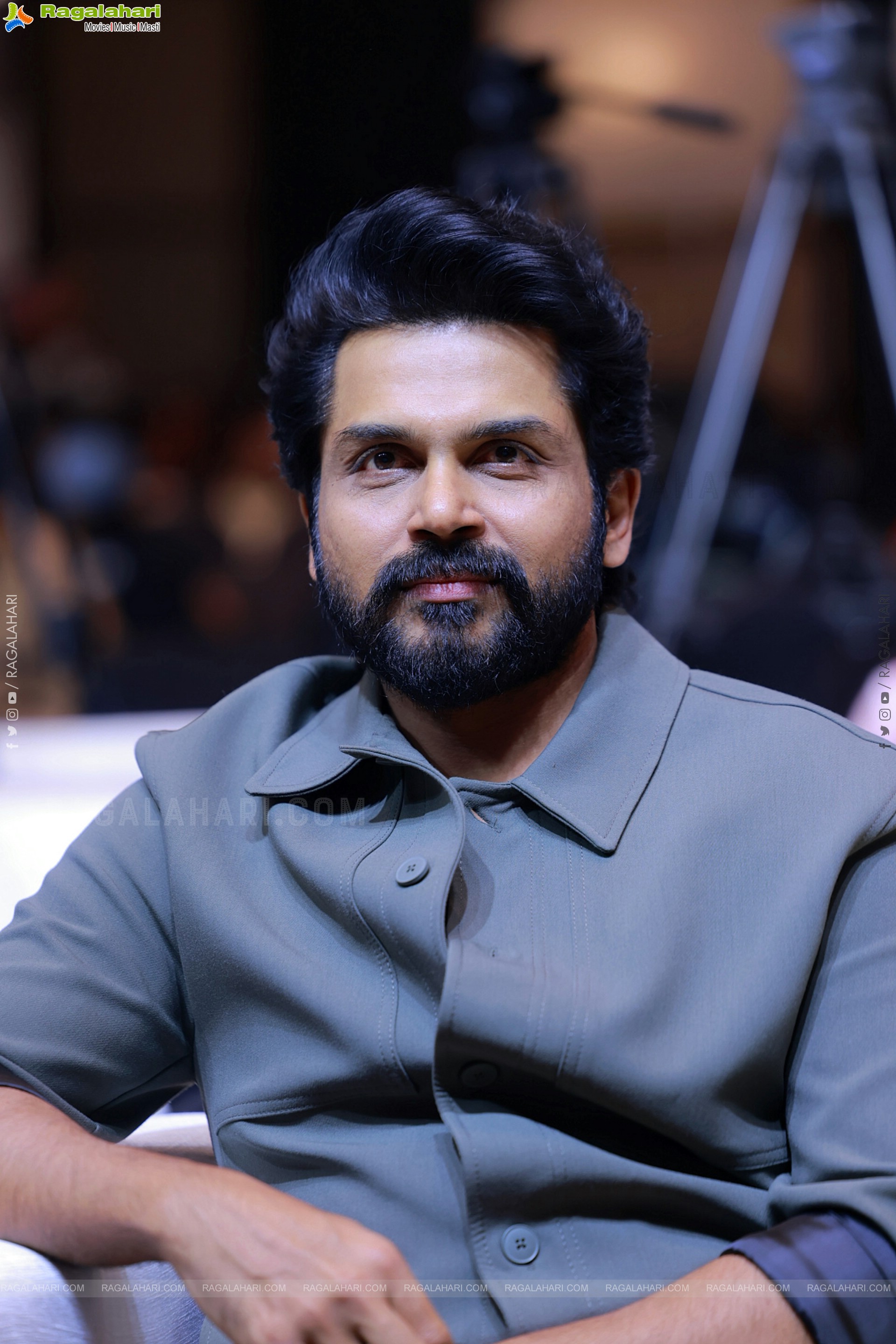Karthi at Annagaru Vostaru Movie Pre Release Event, HD Gallery