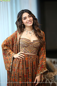 Krithi Shetty at Annagaru Vostaru Interview, HD Gallery