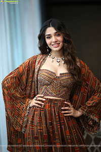 Krithi Shetty at Annagaru Vostaru Interview, HD Gallery