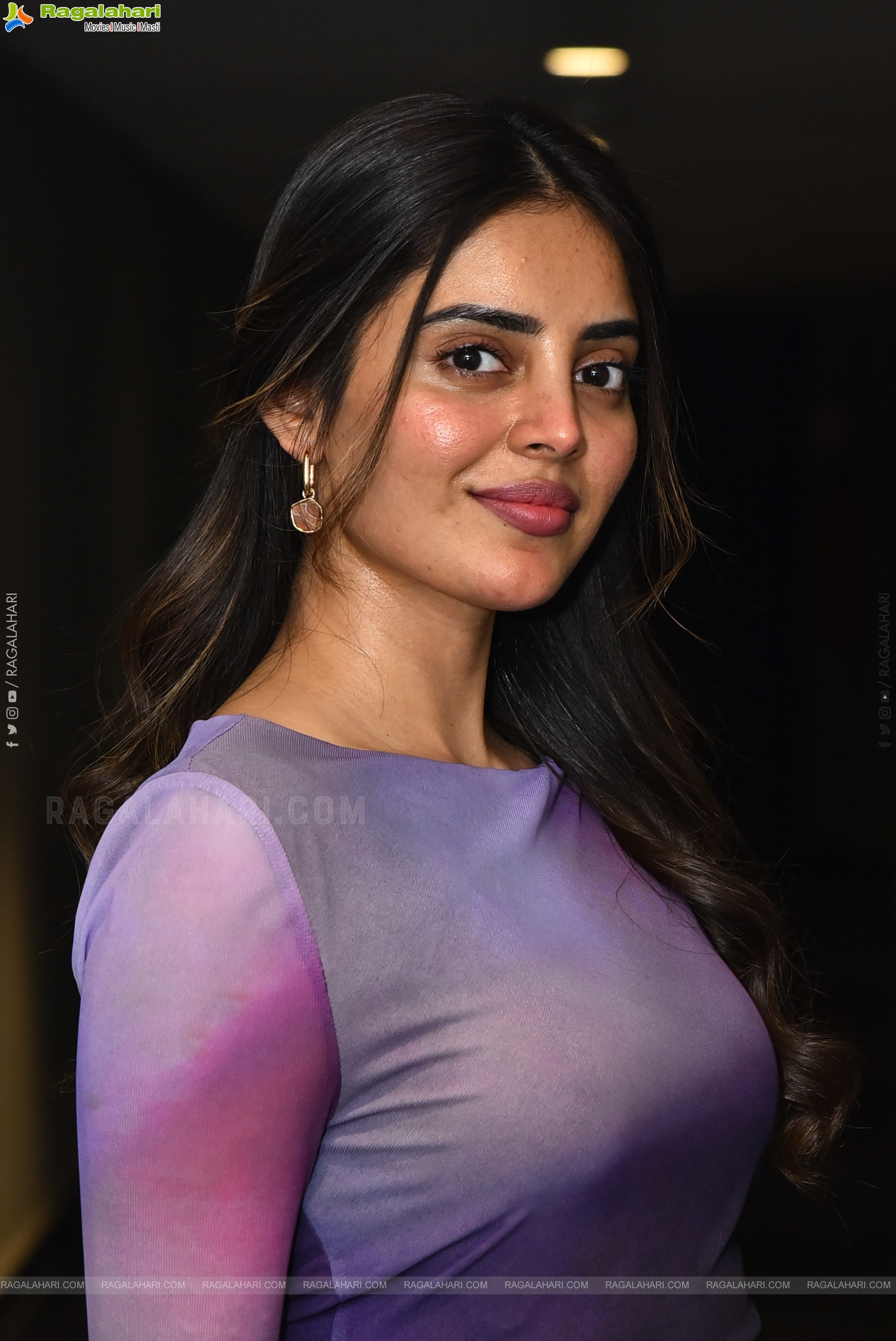 Kushitha Kallapu at 3 Roses Season 2 Pre Release Event, HD Gallery