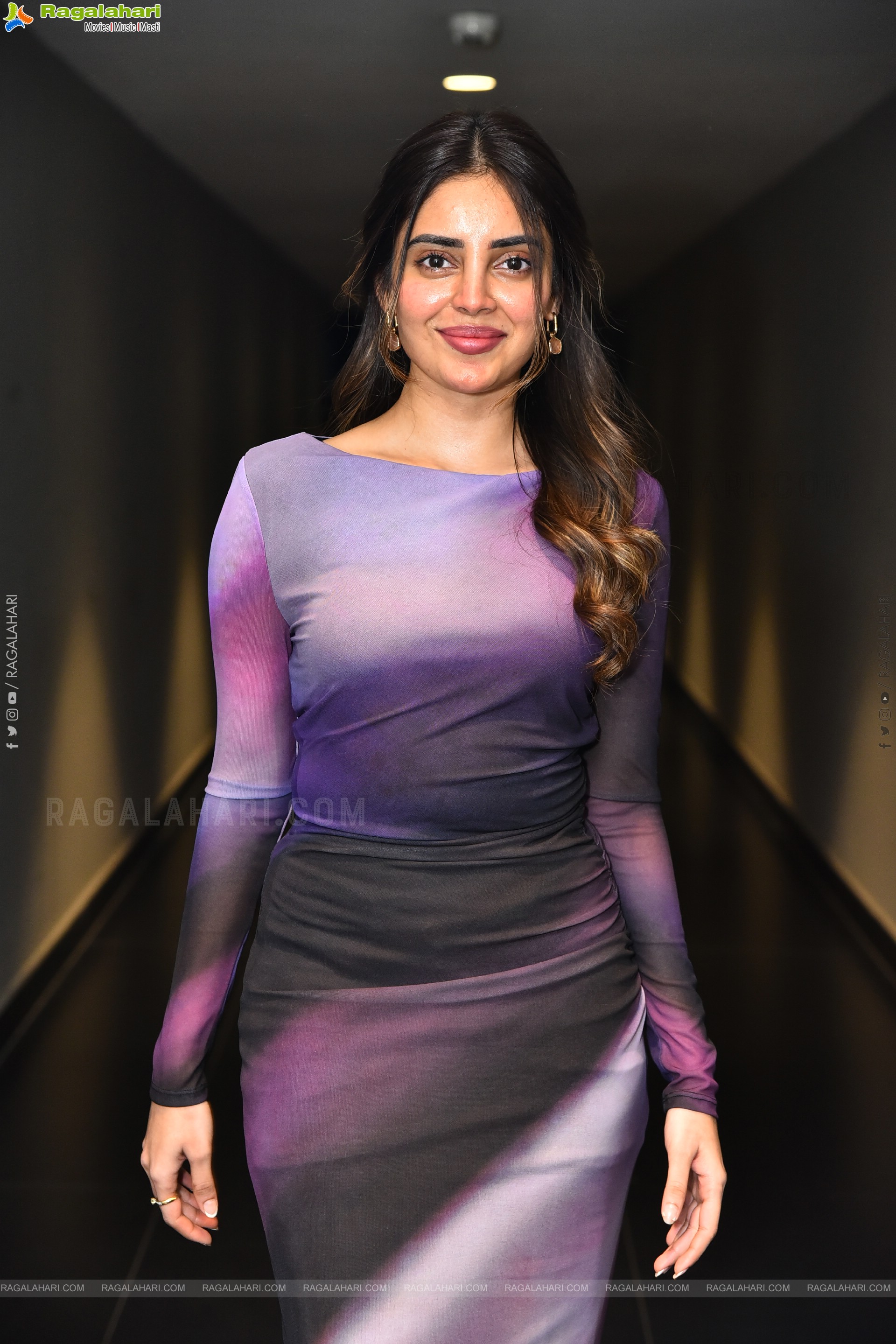 Kushitha Kallapu at 3 Roses Season 2 Pre Release Event, HD Gallery