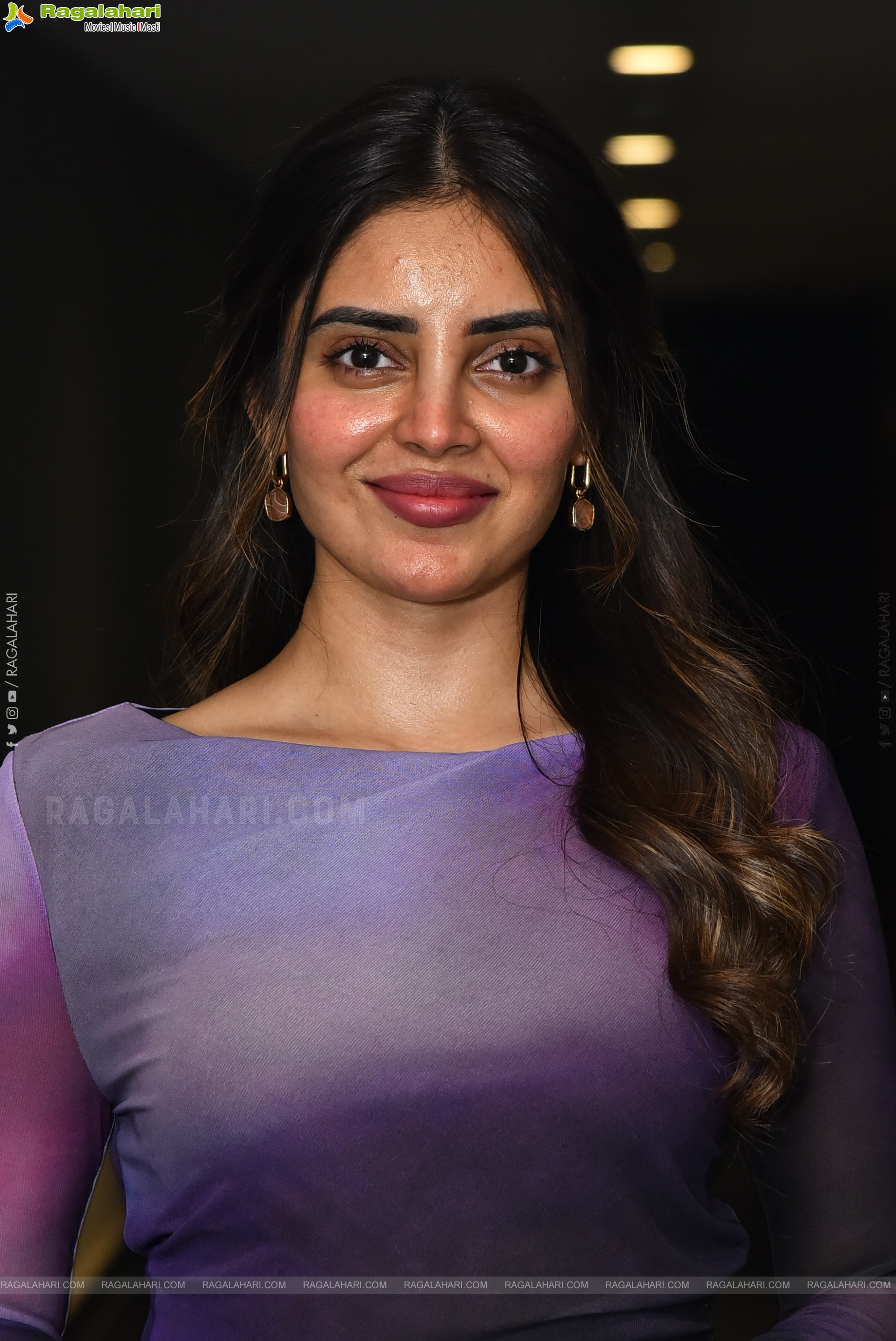 Kushitha Kallapu at 3 Roses Season 2 Pre Release Event, HD Gallery