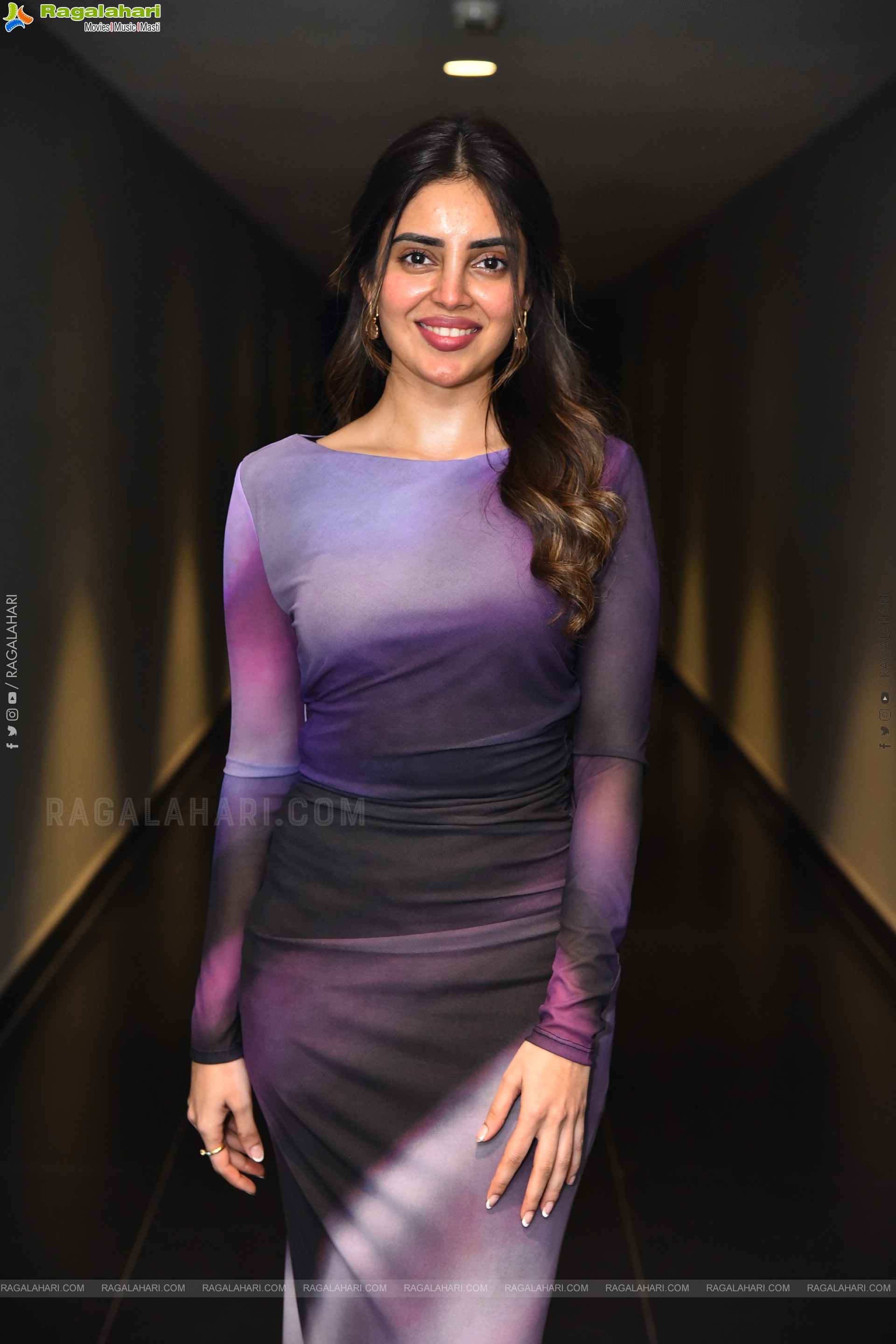 Kushitha Kallapu at 3 Roses Season 2 Pre Release Event, HD Gallery