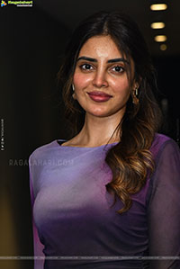 Kushitha Kallapu at 3 Roses Season 2 Pre Release