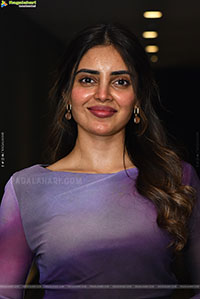 Kushitha Kallapu at 3 Roses Season 2 Pre Release