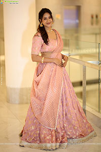 Manika Latest Photoshoot Stills, HD Gallery