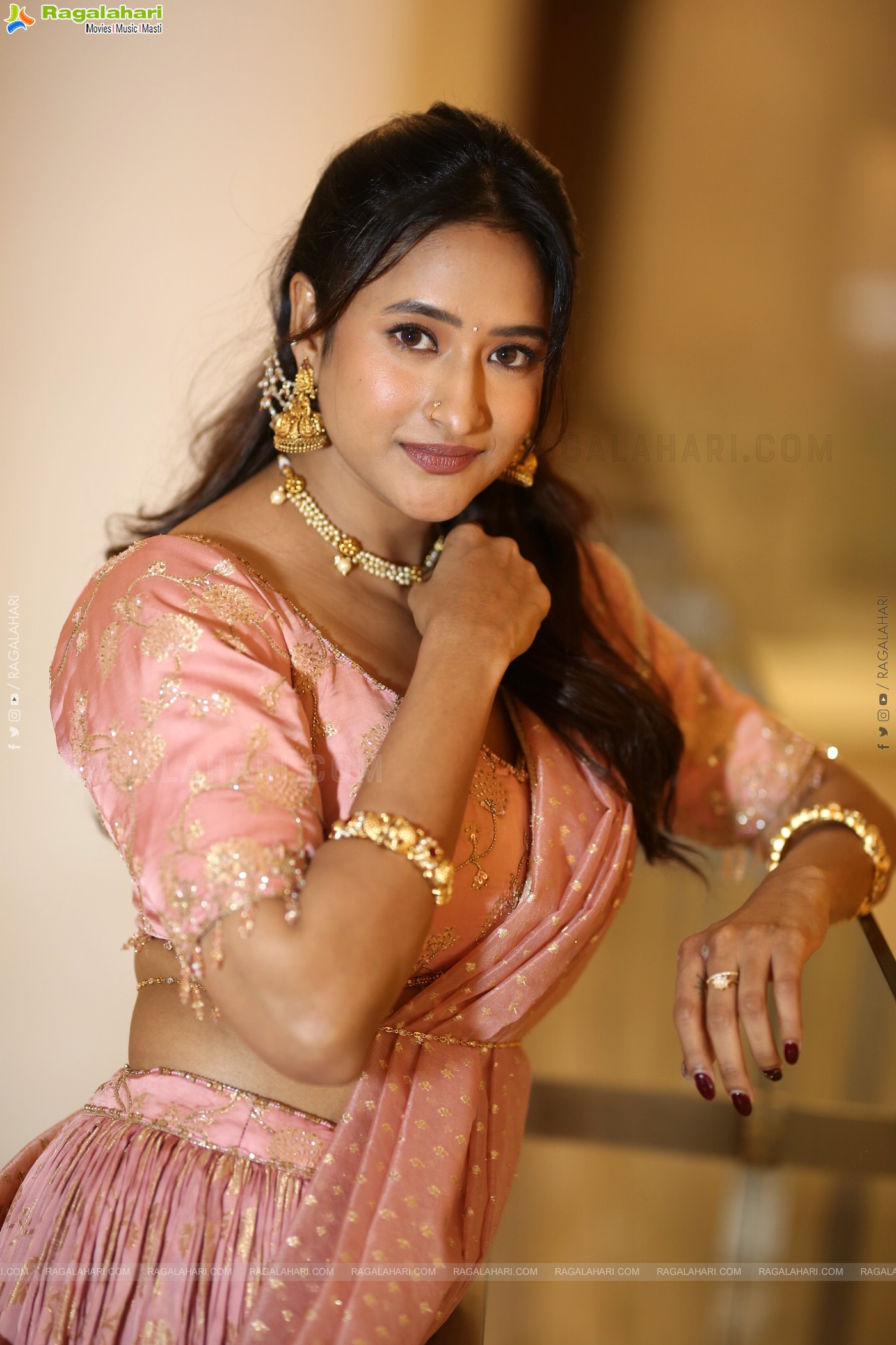 Manika Latest Photoshoot Stills, HD Gallery