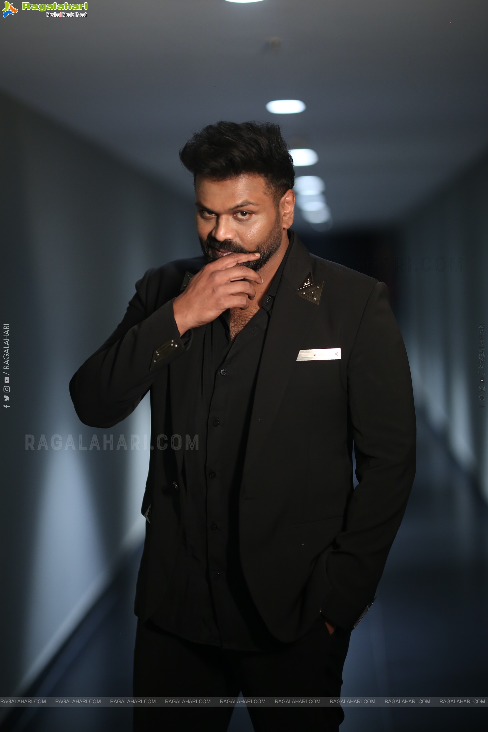 Manchu Manoj at David Reddy Glimpse Launch, HD Gallery