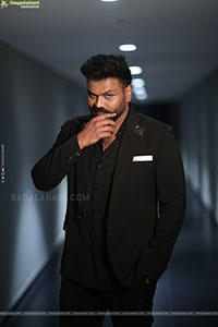 Manchu Manoj at David Reddy Glimpse Launch