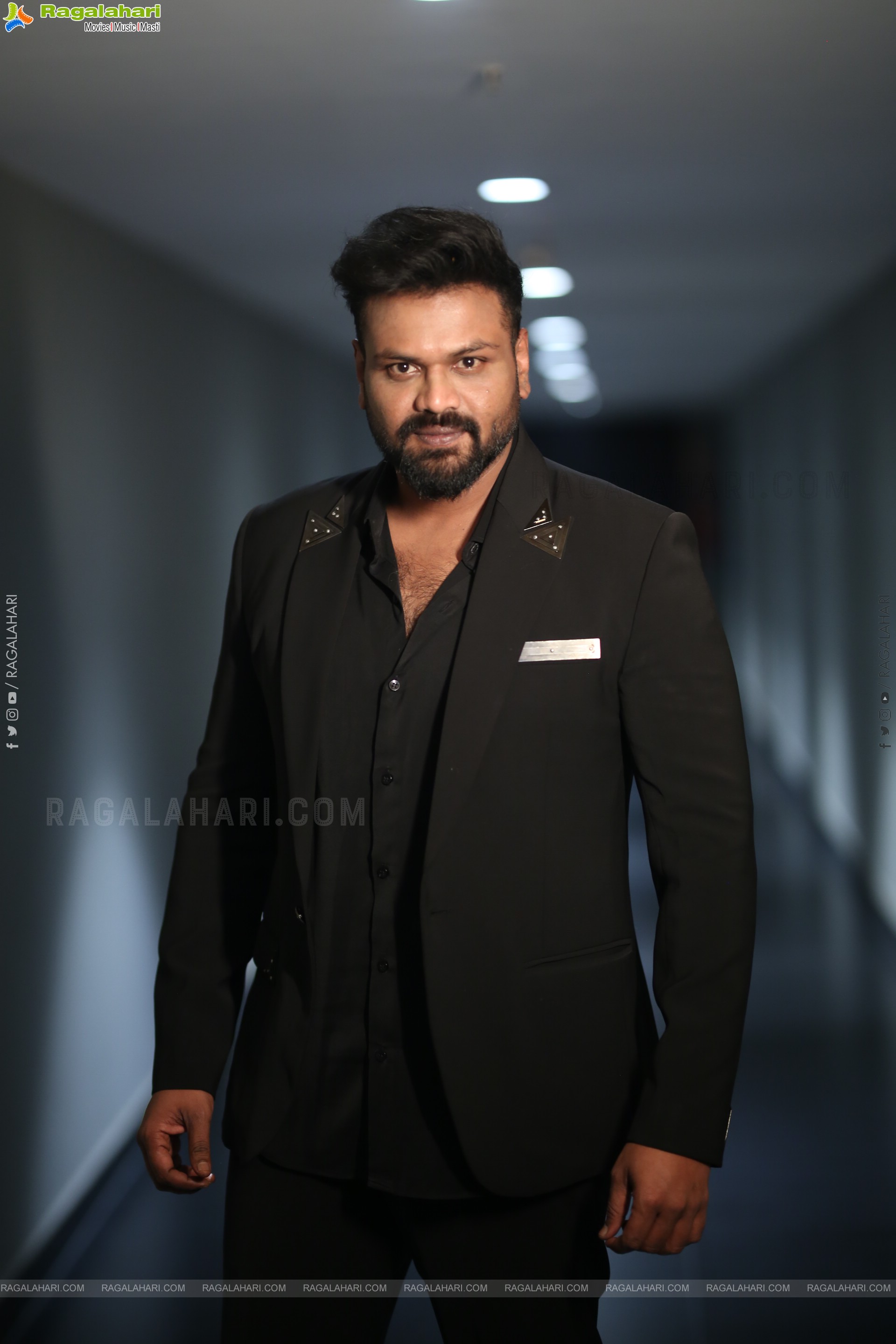 Manchu Manoj at David Reddy Glimpse Launch, HD Gallery