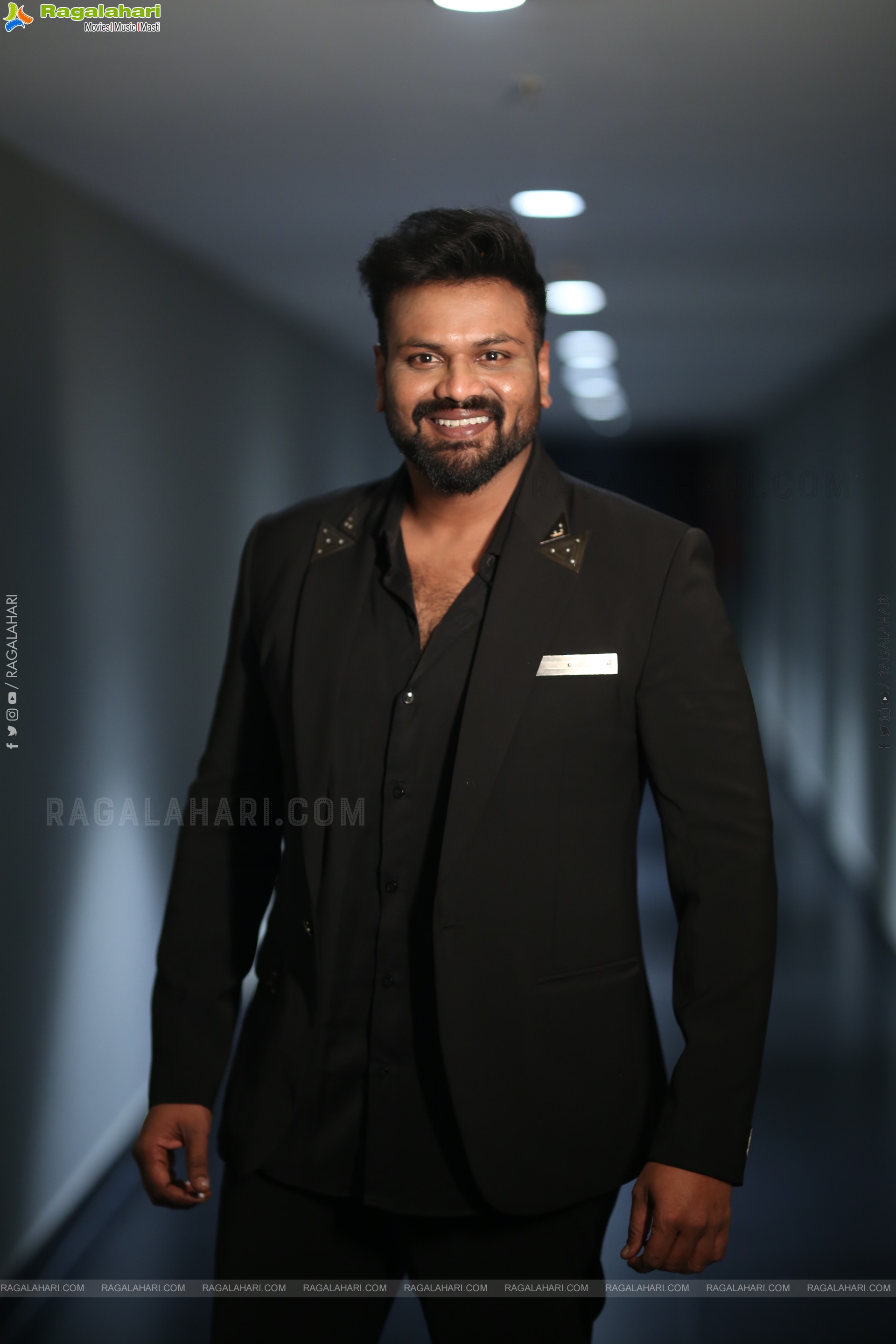 Manchu Manoj at David Reddy Glimpse Launch, HD Gallery