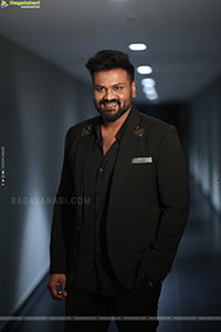 Manchu Manoj at David Reddy Glimpse Launch